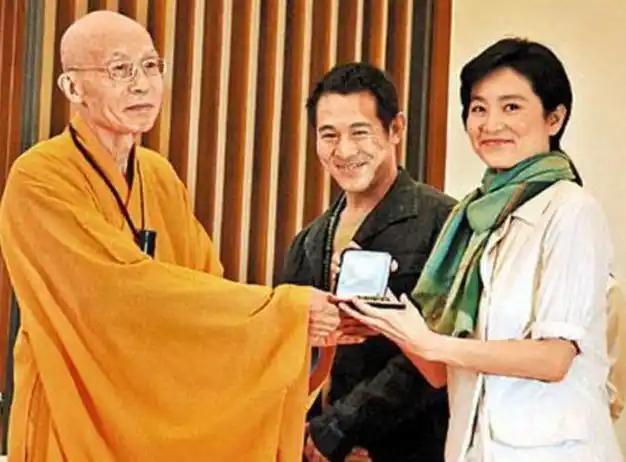 乱成一锅粥！释永信风波扯出多位女星，比王林“床上开光”还恶心_乱成一锅粥！释永信风波扯出多位女星，比王林“床上开光”还恶心_