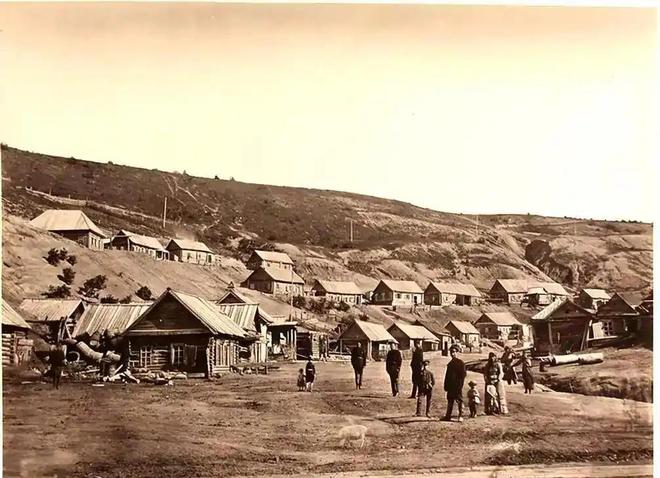 俄罗斯人怎么看待库页岛__俄罗斯在库页岛发现了一个石碑