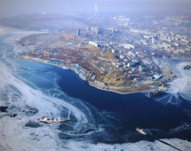 俄罗斯在库页岛发现了一个石碑_俄罗斯人怎么看待库页岛_