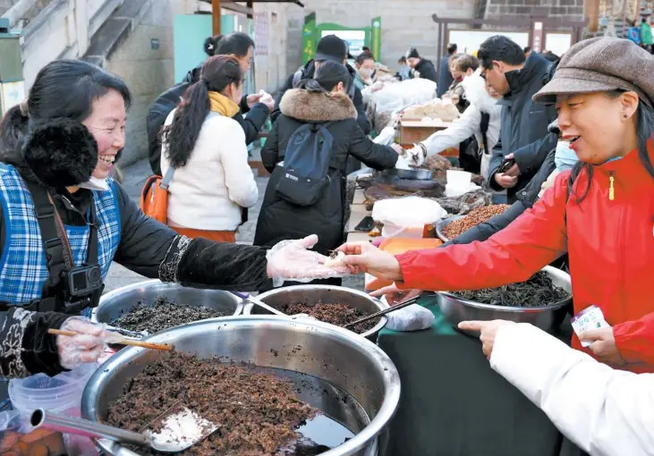 今年全省首趟年货节旅游专列开行