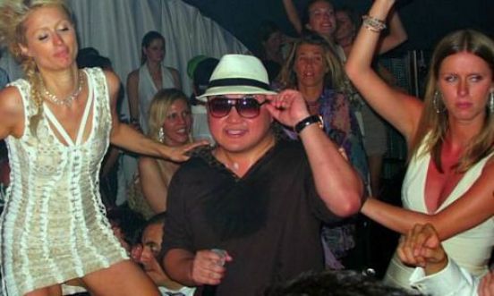 _超级骗子刘特佐，如何掏空一个国家？肥头大耳却能泡遍女明星？_超级骗子刘特佐，如何掏空一个国家？肥头大耳却能泡遍女明星？