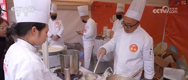 非遗美食市集、地域特色快闪、沉浸式品鉴 “舌尖狂欢”推高冬日文旅消费热力值_非遗美食市集、地域特色快闪、沉浸式品鉴 “舌尖狂欢”推高冬日文旅消费热力值_