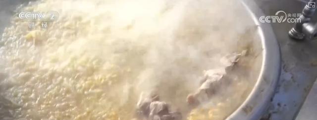 _非遗美食市集、地域特色快闪、沉浸式品鉴 “舌尖狂欢”推高冬日文旅消费热力值_非遗美食市集、地域特色快闪、沉浸式品鉴 “舌尖狂欢”推高冬日文旅消费热力值