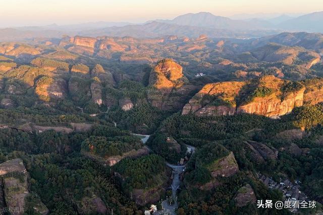 龙虎山悬棺为何至今未解_龙虎山悬棺之谜_