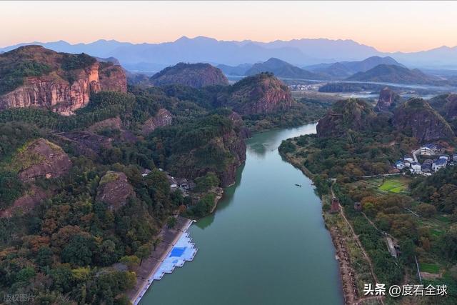 龙虎山悬棺之谜__龙虎山悬棺为何至今未解