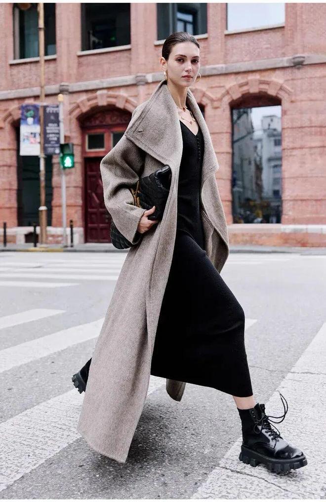 2020年冬天流行怎么穿__2021年冬天流行穿搭