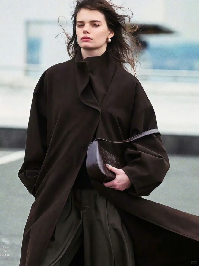 _2020年冬天流行怎么穿_2021年冬天流行穿搭