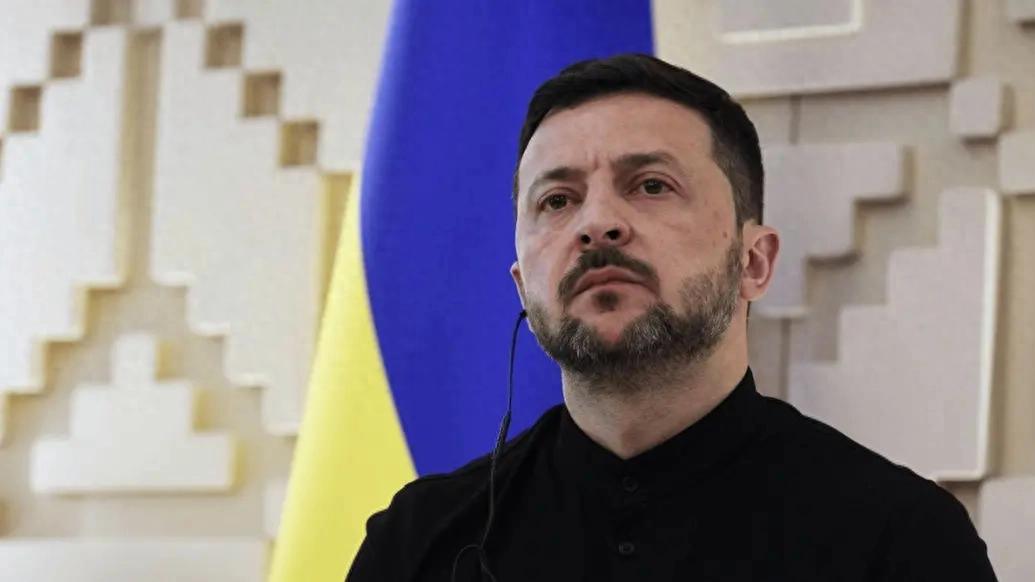 谁在操控乌克兰政局？泽连斯基去留成国际焦点