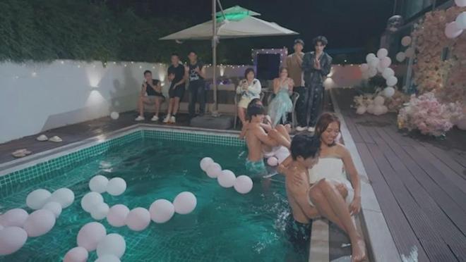 尋歡作樂的姐姐｜傳游嘉欣頻NG惹吳若希戴祖儀不滿，慘遭孤立爆喊__尋歡作樂的姐姐｜傳游嘉欣頻NG惹吳若希戴祖儀不滿，慘遭孤立爆喊