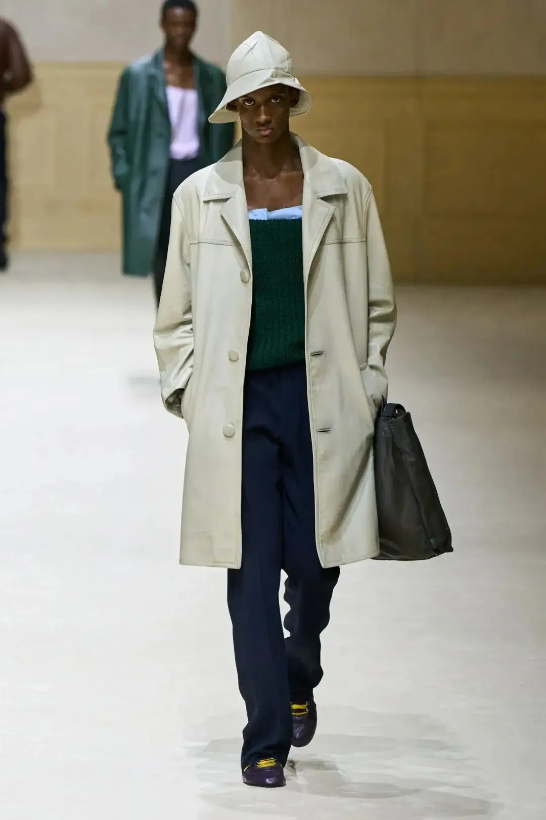 男装秋冬新款上市图片__男装秋冬装搭配图片