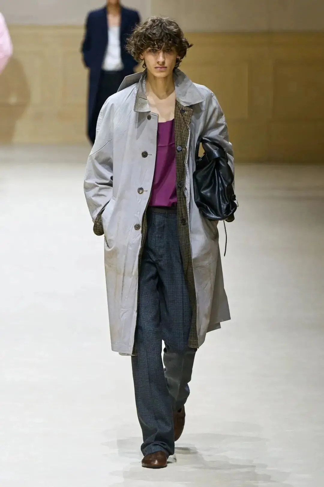 _男装秋冬装搭配图片_男装秋冬新款上市图片