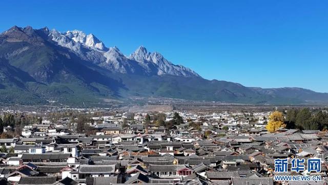 中意使古老丝绸之路焕发新活力_形容焕发新活力的诗句_