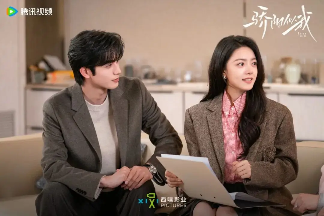 开年比赵今麦更火的，是赵今麦的短发