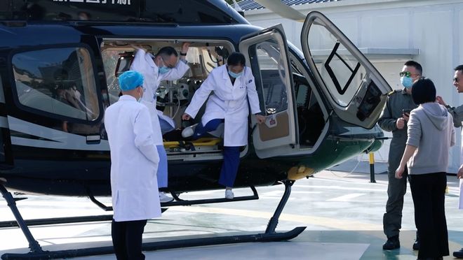 《中国医生3：急诊24小时》1月18日重磅开播，媒体首映礼在京举行__《中国医生3：急诊24小时》1月18日重磅开播，媒体首映礼在京举行