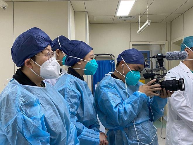 《中国医生3：急诊24小时》1月18日重磅开播，媒体首映礼在京举行_《中国医生3：急诊24小时》1月18日重磅开播，媒体首映礼在京举行_