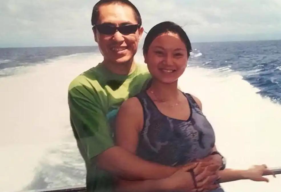 _百年的媳妇熬婆婆_梦见婆婆去世自己大哭