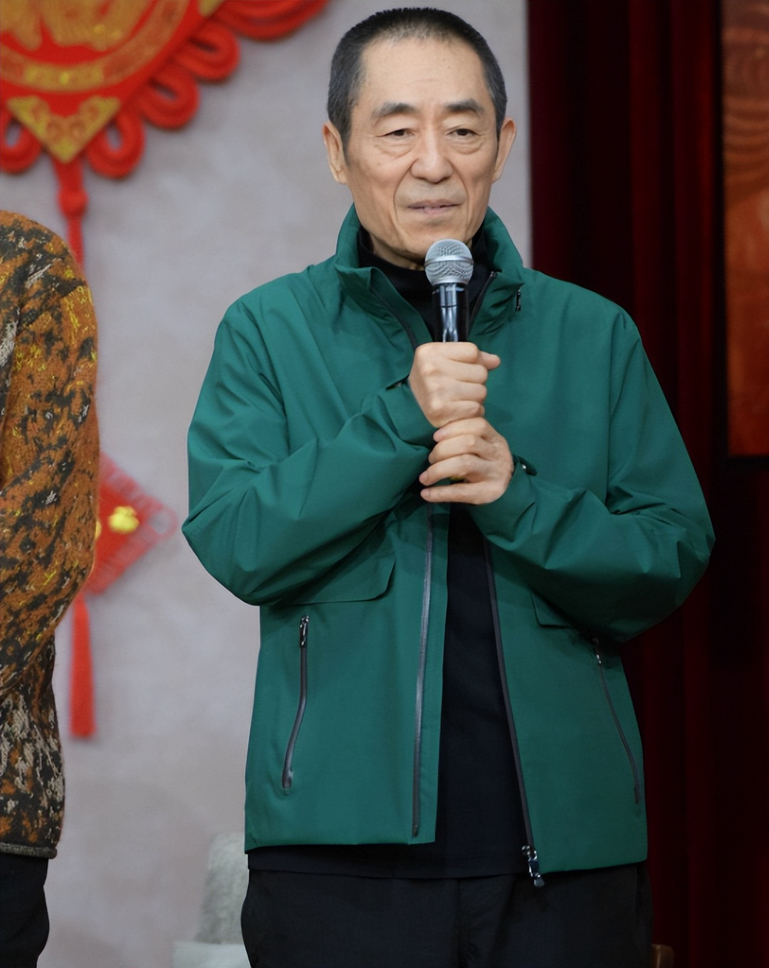 梦见婆婆去世自己大哭__百年的媳妇熬婆婆