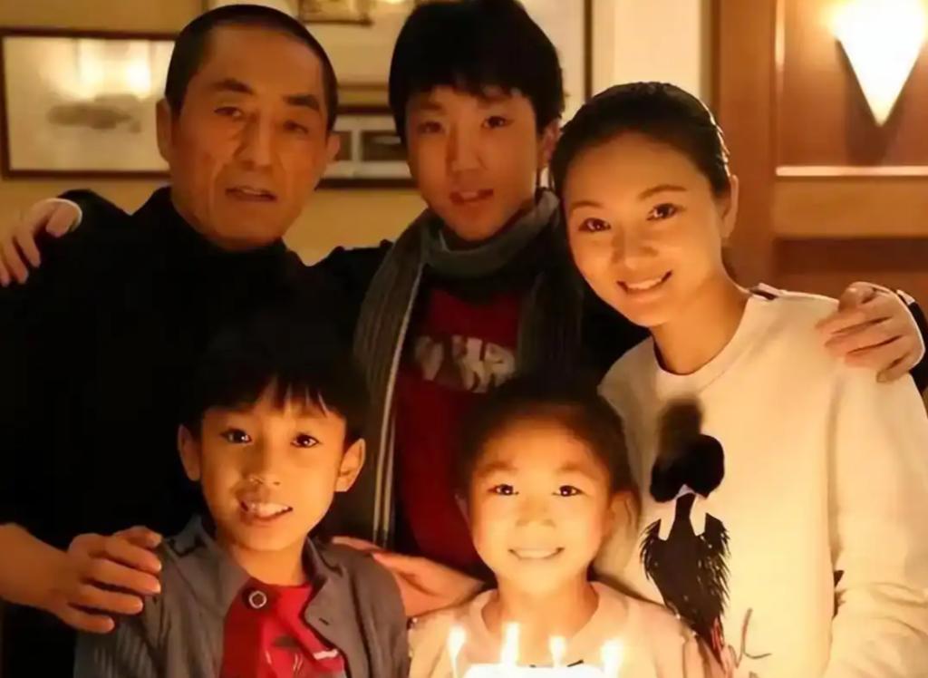 百年的媳妇熬婆婆__梦见婆婆去世自己大哭