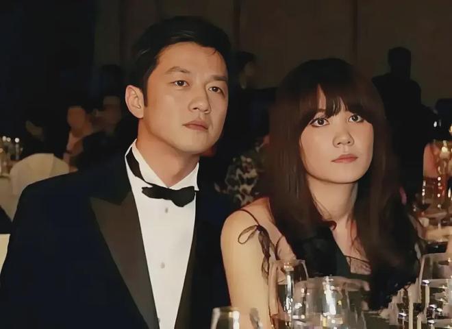 李亚鹏欠4000万下跪__李亚鹏跪下