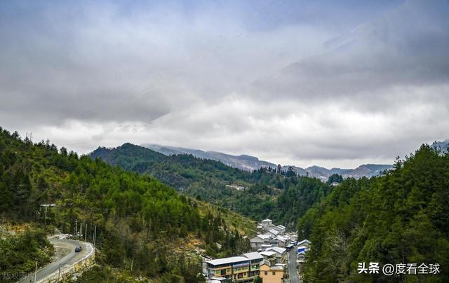 老君山现云海奇观_重庆最美绿道_