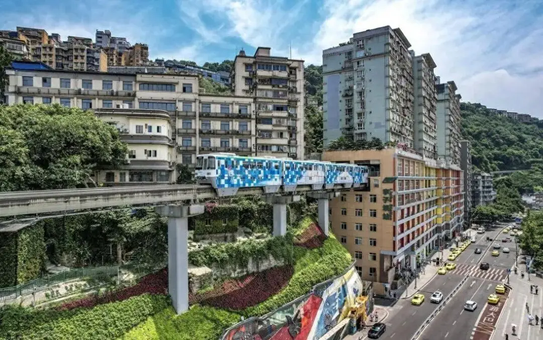 一个人散心旅行适合去哪里_适合个人去旅游散心的地方_