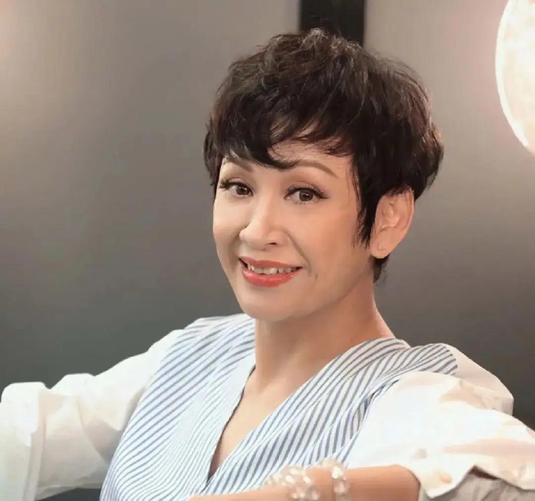 母子恋婚姻_母子相爱结婚的小说_