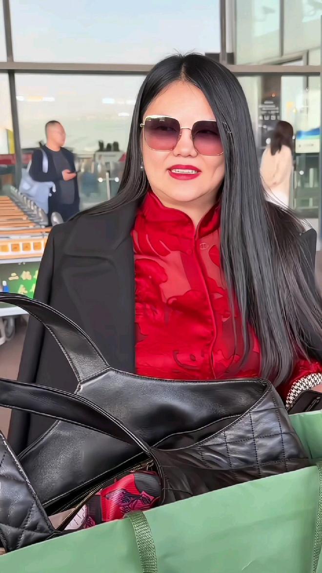 _快乐大本营李湘何炅主持第一期_何炅李湘快乐大本营