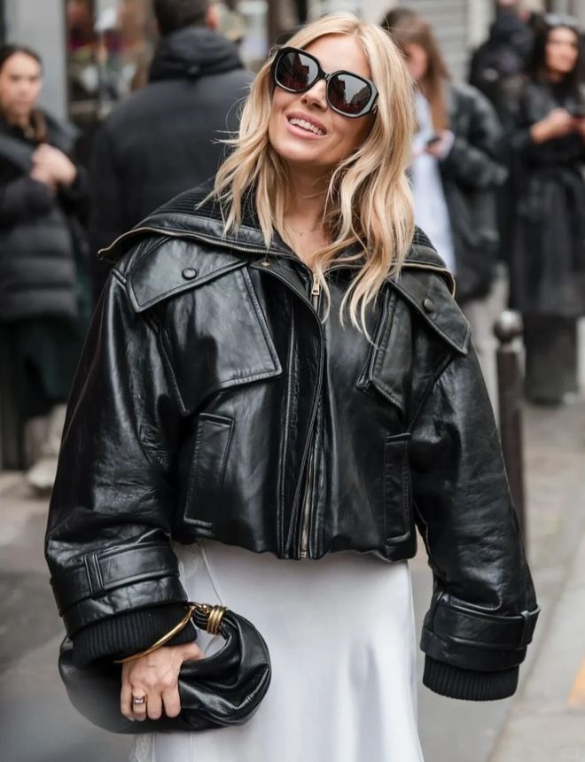 _美人不敌岁月_美人好看不败岁月下一句