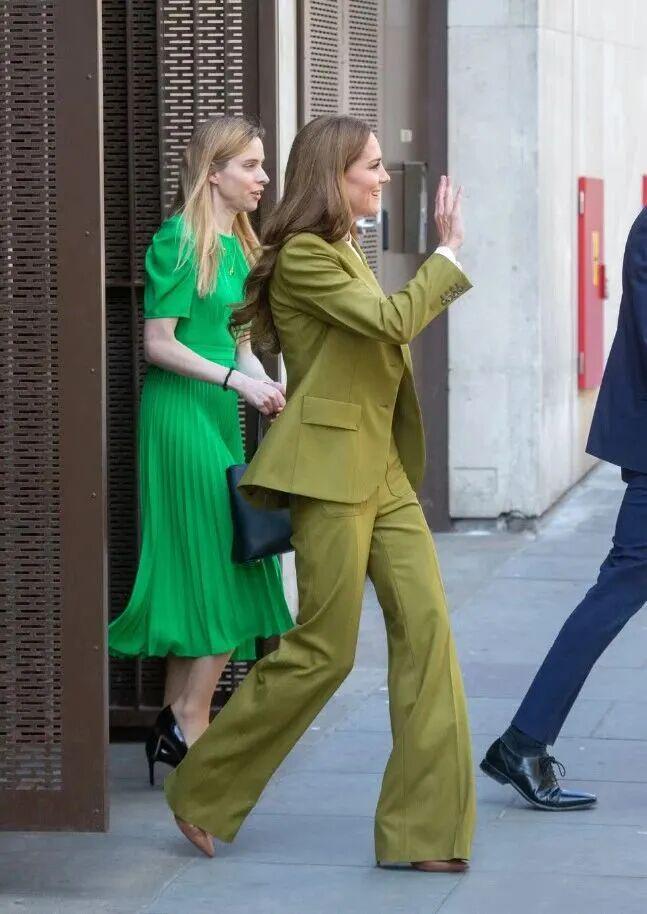 _美人不敌岁月_美人好看不败岁月下一句