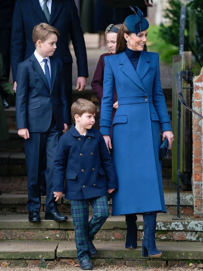 美人不敌岁月_美人好看不败岁月下一句_