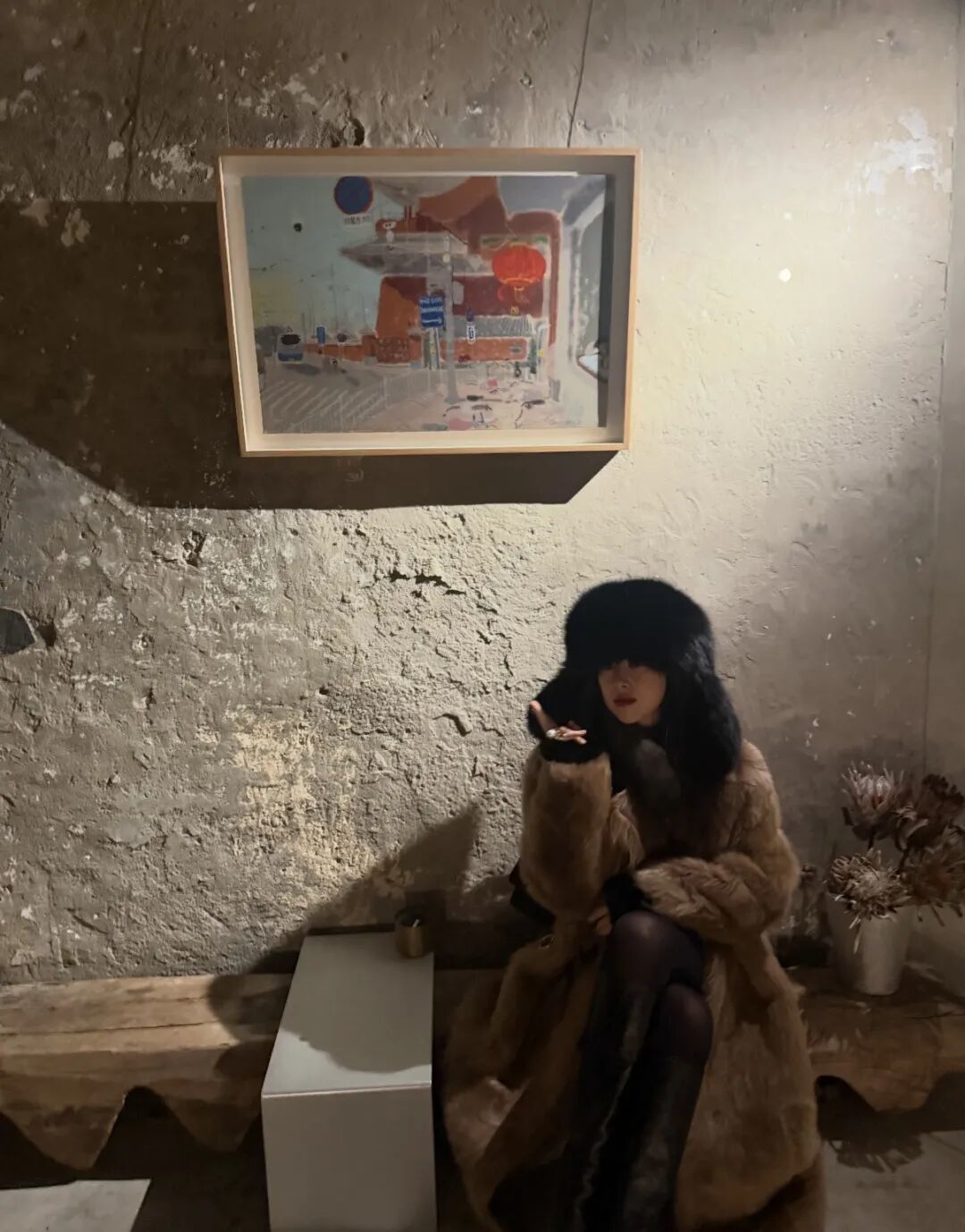 朱珠太敢穿了吧!豹纹毛毛外套+红裤子复古辣妹范儿绝了_朱珠太敢穿了吧!豹纹毛毛外套+红裤子复古辣妹范儿绝了_