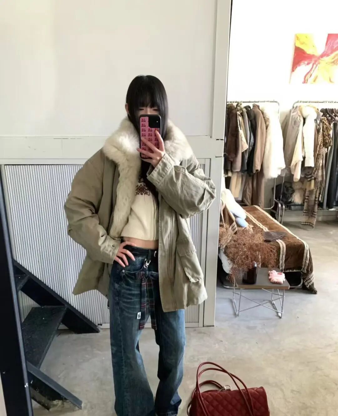 朱珠太敢穿了吧!豹纹毛毛外套+红裤子复古辣妹范儿绝了__朱珠太敢穿了吧!豹纹毛毛外套+红裤子复古辣妹范儿绝了