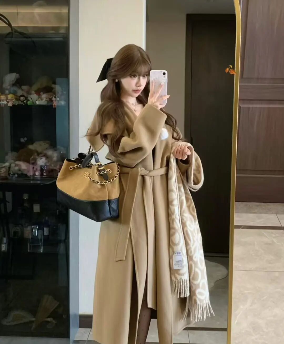 朱珠太敢穿了吧!豹纹毛毛外套+红裤子复古辣妹范儿绝了_朱珠太敢穿了吧!豹纹毛毛外套+红裤子复古辣妹范儿绝了_