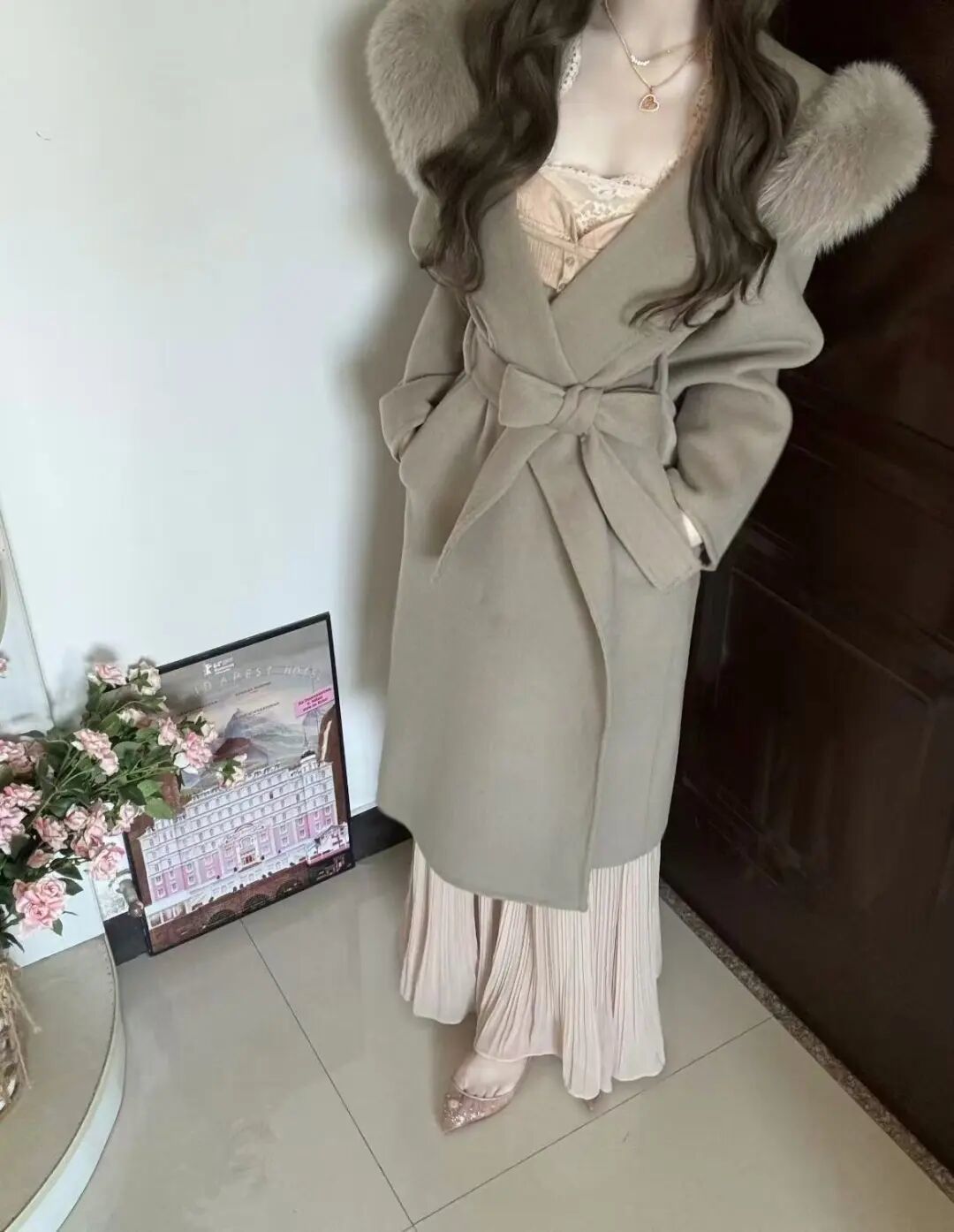 _朱珠太敢穿了吧!豹纹毛毛外套+红裤子复古辣妹范儿绝了_朱珠太敢穿了吧!豹纹毛毛外套+红裤子复古辣妹范儿绝了