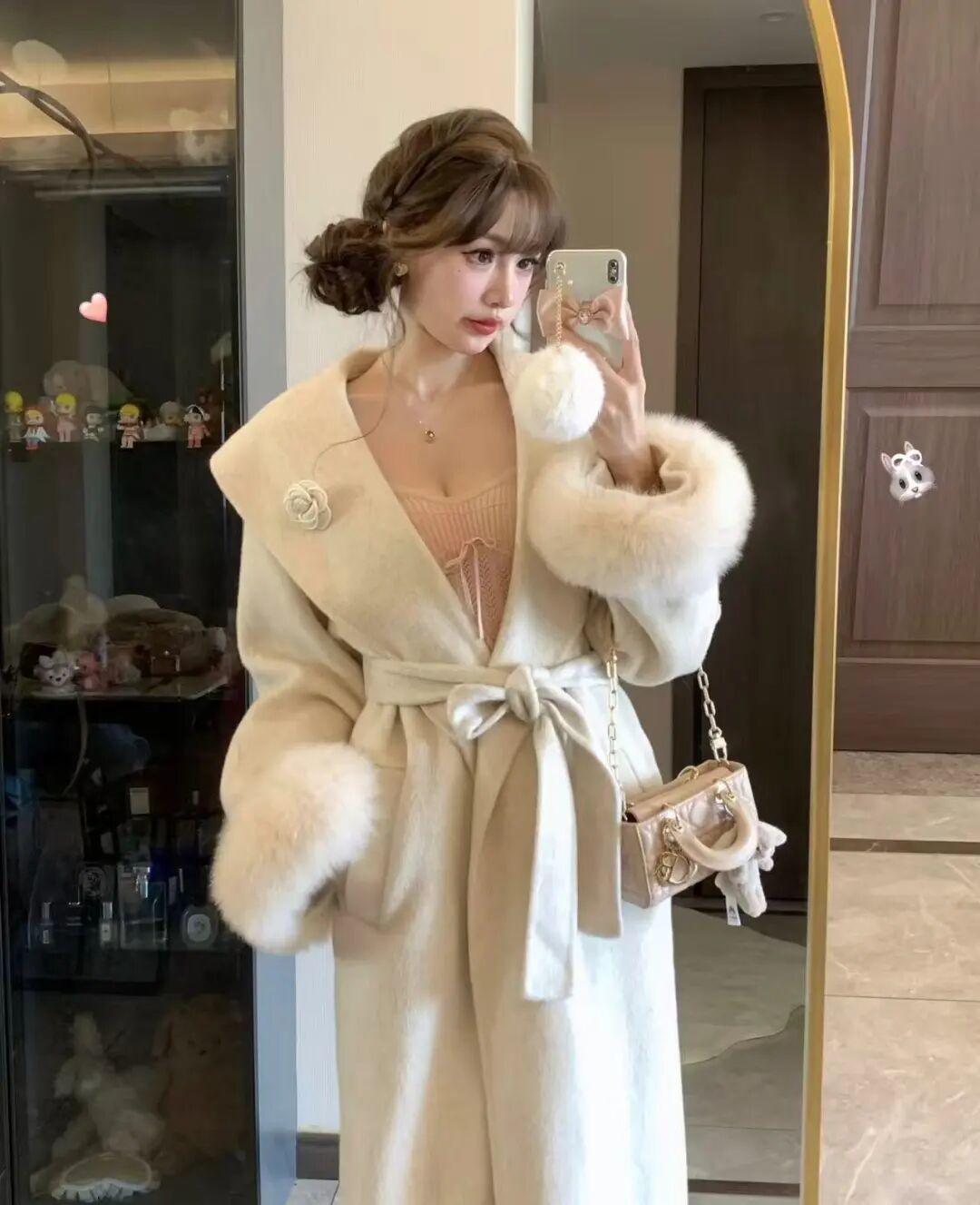 朱珠太敢穿了吧!豹纹毛毛外套+红裤子复古辣妹范儿绝了_朱珠太敢穿了吧!豹纹毛毛外套+红裤子复古辣妹范儿绝了_