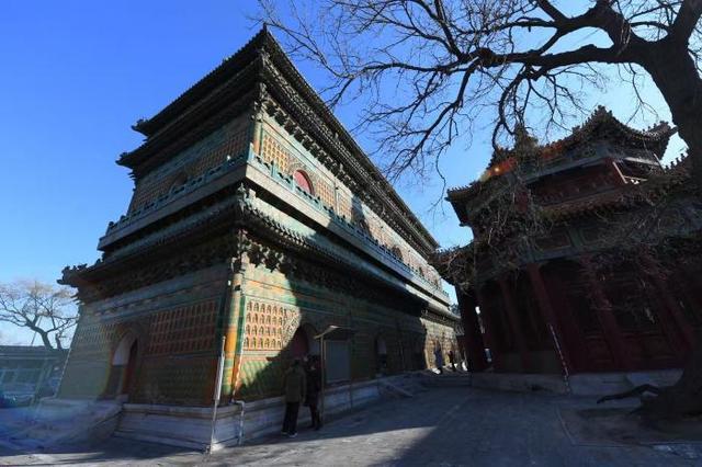 北海公园琉璃阁老照片_琉璃阁北海_