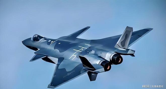 中国空军从俄乌冲突吸取经验:歼20决不能再打火箭弹了__中国空军从俄乌冲突吸取经验:歼20决不能再打火箭弹了