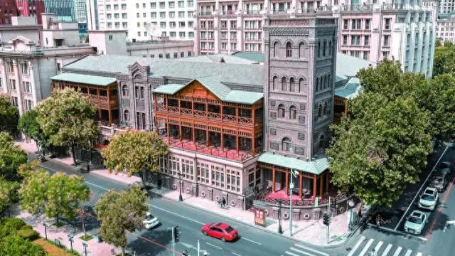 住进博物馆是一种怎样的体验？当历史建筑不再仅供参观……