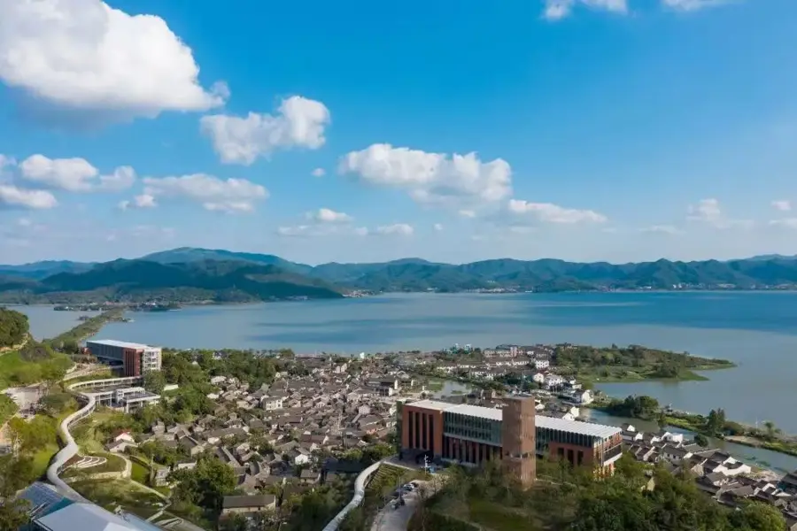 宁波十大湖泊风景区__宁波钱湖旅游度假区