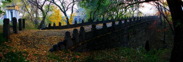 古塔的塔基_古塔内部_