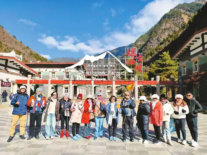 _四川导游一个月能挣多少钱_四川导游事件