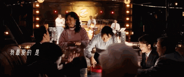 带孩子3年怎么回归职场_开改40年受奖100人_