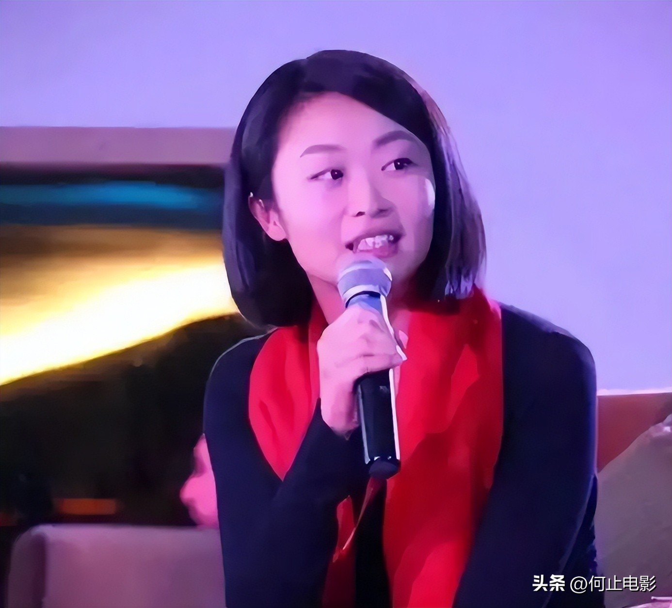 _母亲是敬一丹，父亲是亿万富翁，本可躺赢的她却选择了另一条路_母亲是敬一丹，父亲是亿万富翁，本可躺赢的她却选择了另一条路