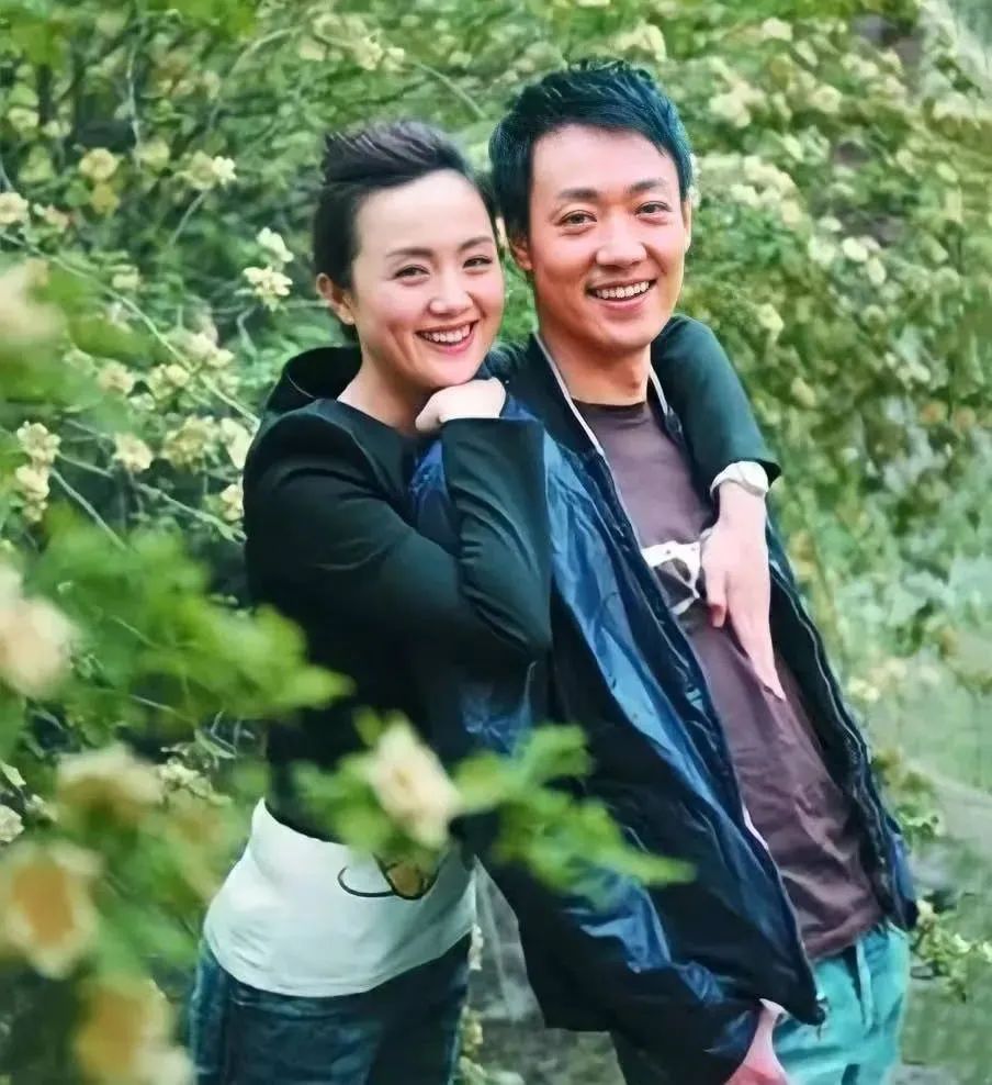 _突发！51岁朱媛媛患癌病逝，辛柏青发讣告哀悼亡妻，女儿还未成年_突发！51岁朱媛媛患癌病逝，辛柏青发讣告哀悼亡妻，女儿还未成年