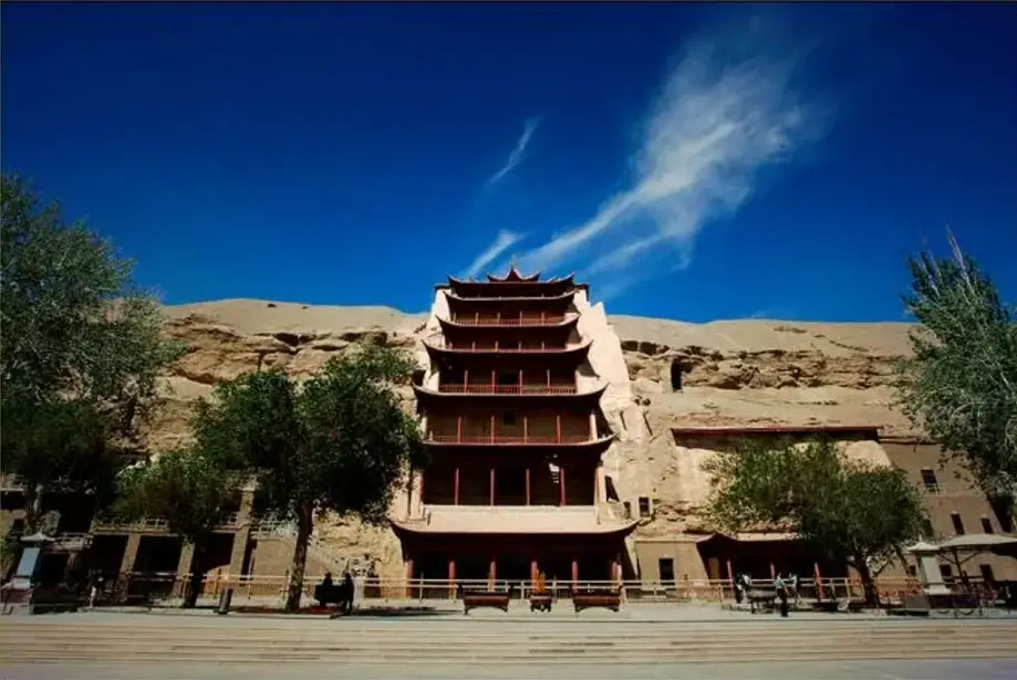 甘肃丝绸之路旅游攻略_敦煌丝绸古道_