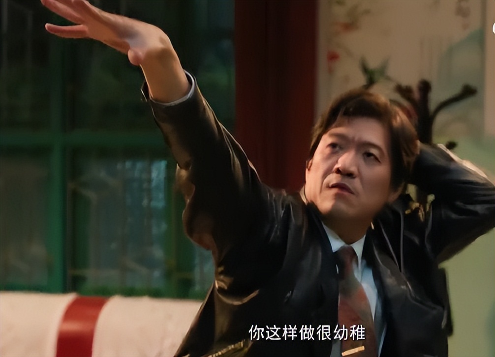 央视年代剧《小城大事》开播！看完4集，我断言：这剧要火向全国_央视年代剧《小城大事》开播！看完4集，我断言：这剧要火向全国_