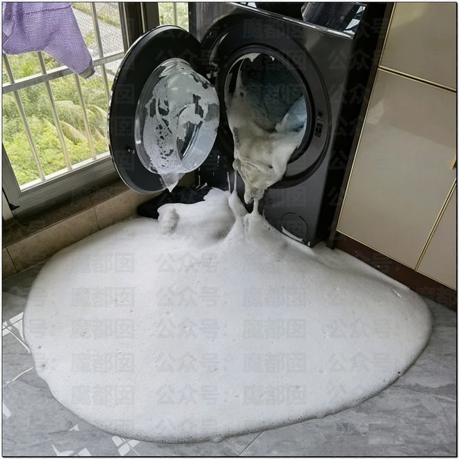 张雨绮对砍__张雨绮拿刀