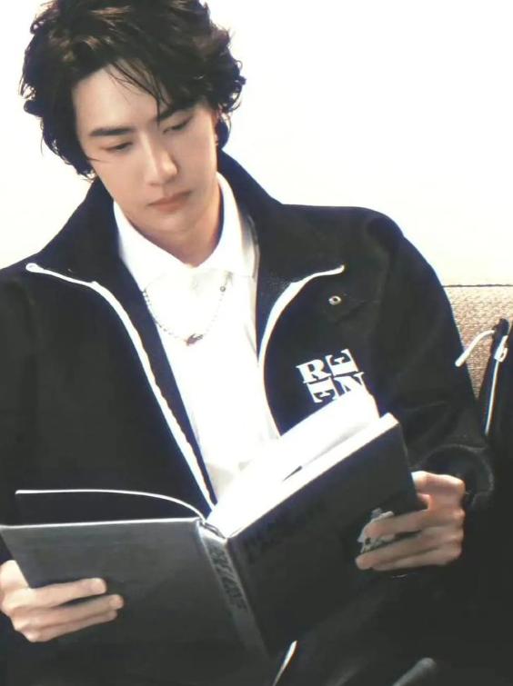 胡歌和王一博__胡歌床技