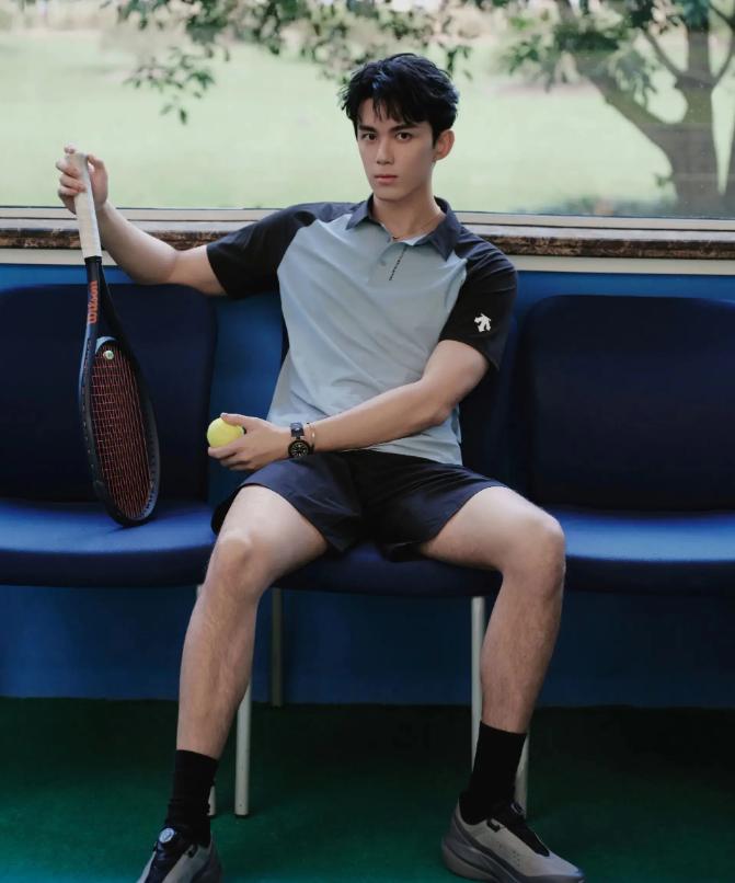 胡歌床技_胡歌和王一博_