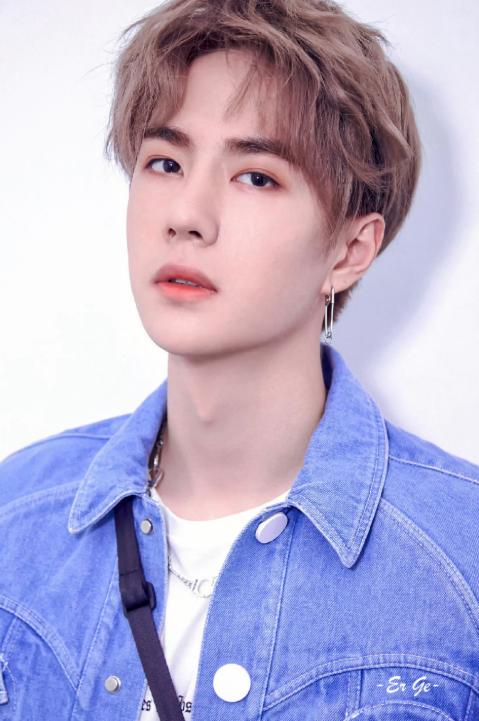 _胡歌床技_胡歌和王一博